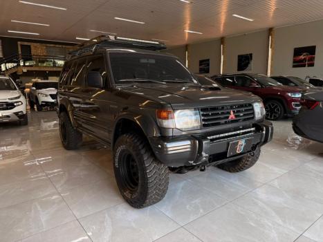 MITSUBISHI Pajero , Foto 2