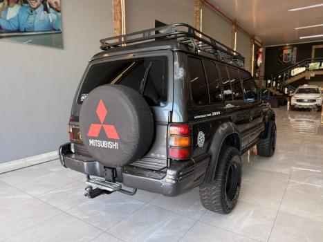 MITSUBISHI Pajero , Foto 3