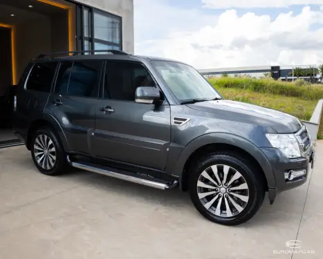 MITSUBISHI Pajero Dakar 3.2 16V 4P HPE 4X4  7 LUGARES TURBO INTECOOLER DIESEL AUTOM�TICO, Foto 2