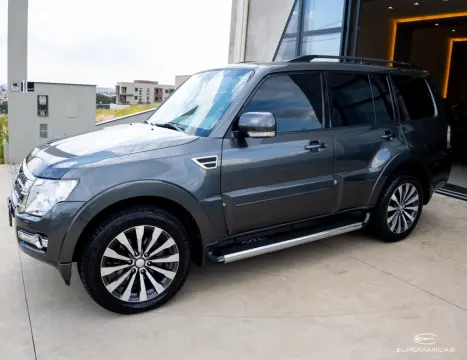 MITSUBISHI Pajero Dakar 3.2 16V 4P HPE 4X4  7 LUGARES TURBO INTECOOLER DIESEL AUTOM�TICO, Foto 3