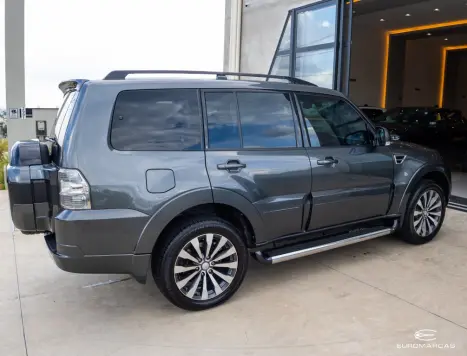 MITSUBISHI Pajero Dakar 3.2 16V 4P HPE 4X4  7 LUGARES TURBO INTECOOLER DIESEL AUTOM�TICO, Foto 4