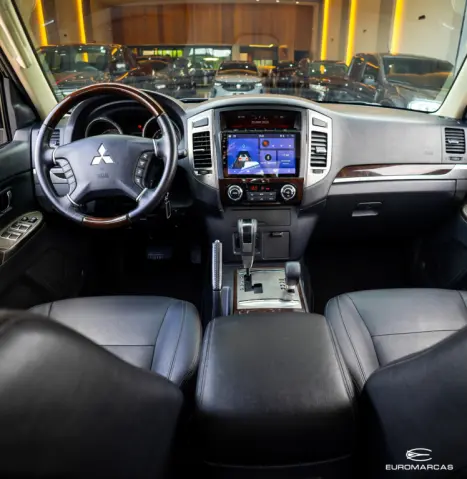 MITSUBISHI Pajero Dakar 3.2 16V 4P HPE 4X4  7 LUGARES TURBO INTECOOLER DIESEL AUTOM�TICO, Foto 8