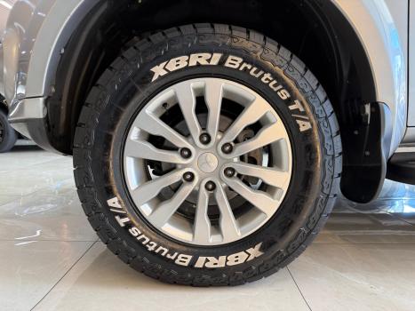 MITSUBISHI Pajero Dakar , Foto 15