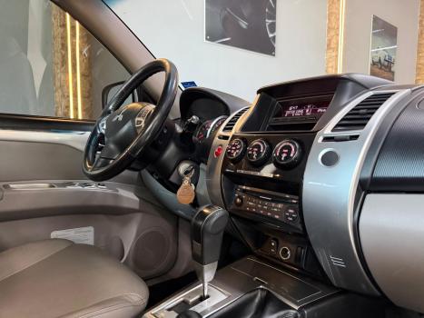 MITSUBISHI Pajero Dakar 3.2 16V 4P HPE 4X4  7 LUGARES TURBO INTECOOLER DIESEL AUTOM�TICO, Foto 9
