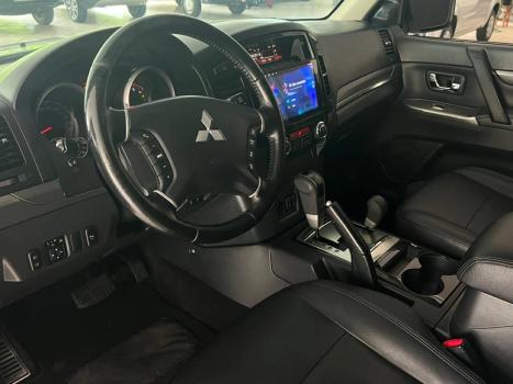 MITSUBISHI Pajero Full 3.2 16V HPE 4X4 TURBO DIESEL INTERCOOLER AUTOM�TICO, Foto 19