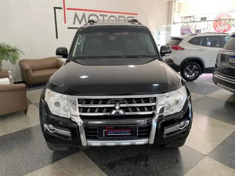 MITSUBISHI Pajero Full 3.2 16V 4P HPE 4X4 TURBO DIESEL AUTOM�TICO, Foto 2