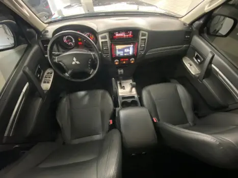 MITSUBISHI Pajero Full 3.2 16V 4P HPE 4X4 TURBO DIESEL AUTOM�TICO, Foto 8