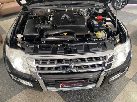 MITSUBISHI Pajero Full 3.2 16V 4P HPE 4X4 TURBO DIESEL INTERCOOLER AUTOMÁTICO, Foto 17