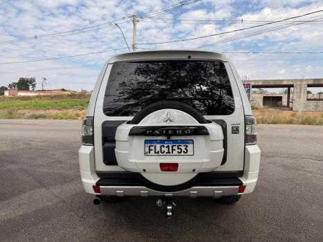 MITSUBISHI Pajero Full 3.2 16V 4P HPE 4X4 TURBO DIESEL AUTOMÁTICO, Foto 9