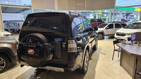 MITSUBISHI Pajero Full 3.2 16V 4P HPE 4X4 TURBO DIESEL AUTOMÁTICO, Foto 4