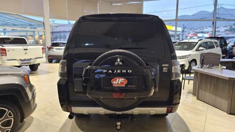 MITSUBISHI Pajero Full 3.2 16V 4P HPE 4X4 TURBO DIESEL AUTOMÁTICO, Foto 5