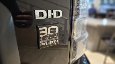 MITSUBISHI Pajero Full 3.2 16V 4P HPE 4X4 TURBO DIESEL AUTOMÁTICO, Foto 13