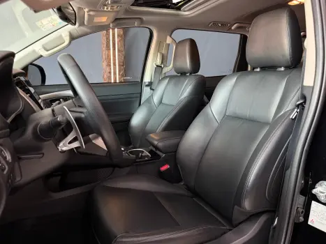 MITSUBISHI Pajero Sport , Foto 10