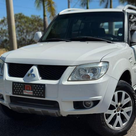 MITSUBISHI Pajero TR4 2.0 16V 4P 4X4 AUTOM�TICO, Foto 2