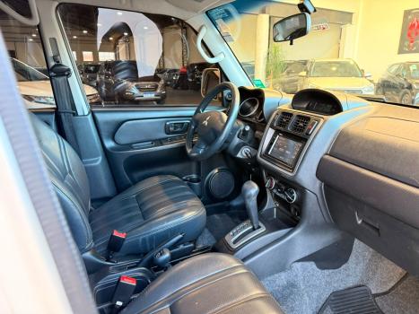MITSUBISHI Pajero TR4 2.0 16V 4P 4X4 FLEX AUTOM�TICO, Foto 14