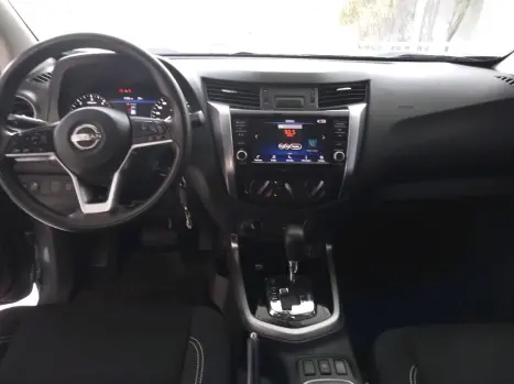 NISSAN Frontier 2.3 ATTACK CABINE DUPLA 4X4 BI-TURBO DIESEL AUTOM�TICO, Foto 8