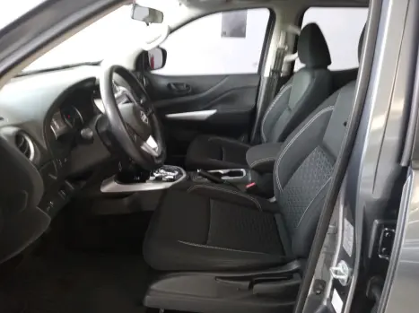 NISSAN Frontier 2.3 ATTACK CABINE DUPLA 4X4 BI-TURBO DIESEL AUTOM�TICO, Foto 9