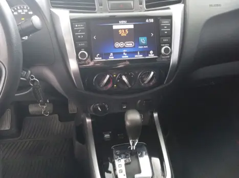 NISSAN Frontier 2.3 ATTACK CABINE DUPLA 4X4 BI-TURBO DIESEL AUTOM�TICO, Foto 11