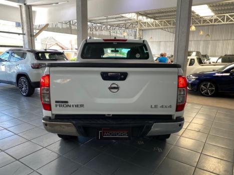 NISSAN Frontier 2.3 16V LE 4X4 CABINE DUPLA BI-TURBO DIESEL AUTOM�TICO, Foto 5