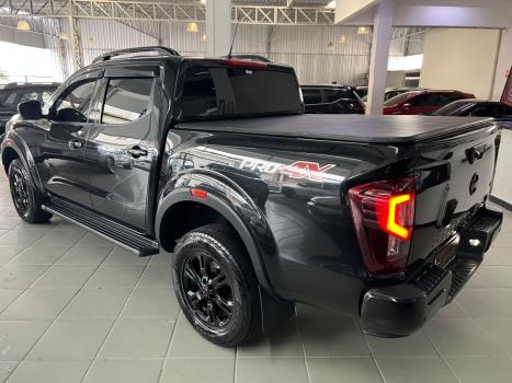 NISSAN Frontier 2.3 16V PRO4X CABINE DUPLA 4X4 BI-TURBO DIESEL AUTOM�TICO, Foto 4