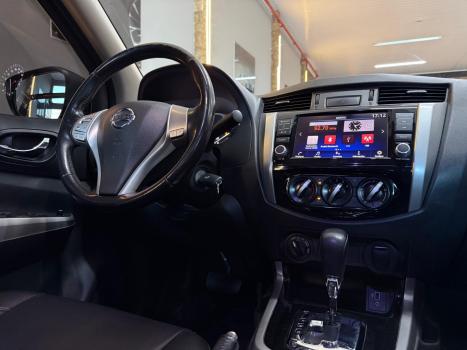 NISSAN Frontier 2.3 ATTACK CABINE DUPLA 4X4 BI-TURBO DIESEL AUTOM�TICO, Foto 6