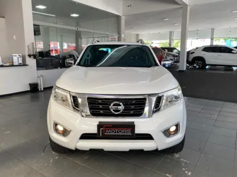 NISSAN Frontier 2.3 16V LE 4X4 CABINE DUPLA BI-TURBO DIESEL AUTOMÁTICO, Foto 2