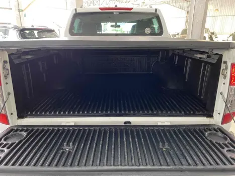 NISSAN Frontier , Foto 12