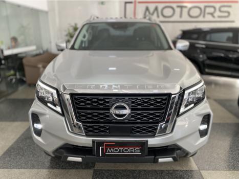 NISSAN Frontier , Foto 2