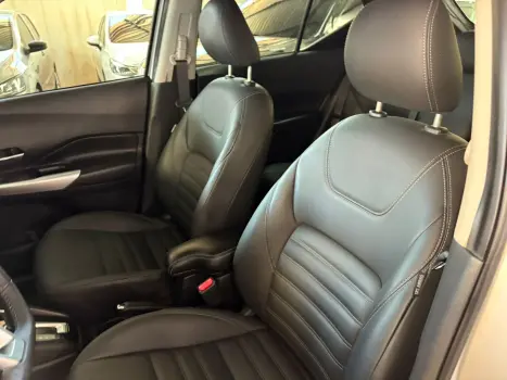 NISSAN Kicks 1.6 16V 4P FLEXSTART ADVANCE XTRONIC AUTOMÁTICO CVT, Foto 13 NISSAN Kicks 1.6 16V 4P FLEXSTART ADVANCE XTRONIC AUTOMÁTICO CVT, Foto 13