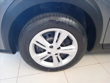 NISSAN Kicks 1.6 16V 4P FLEX ACTIVE X-TRONIC AUTOMÁTICO CVT, Foto 14 NISSAN Kicks 1.6 16V 4P FLEX ACTIVE X-TRONIC AUTOMÁTICO CVT, Foto 14