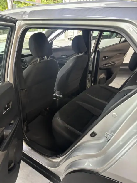 NISSAN Kicks 1.6 16V 4P FLEXSTART S DIRECT X-TRONIC AUTOM�TICO CVT, Foto 6