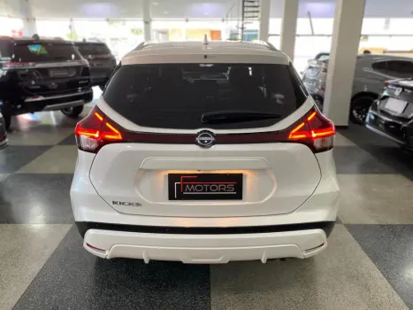 NISSAN Kicks 1.6 16V 4P FLEXSTART SENSE XTRONIC AUTOM�TICO CVT, Foto 5