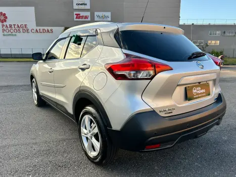 NISSAN Kicks 1.6 16V 4P FLEX SV X-TRONIC AUTOM�TICO CVT, Foto 6