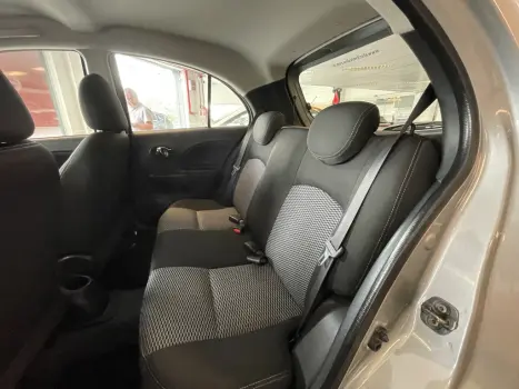NISSAN March 1.0 12V 4P SV FLEX, Foto 8