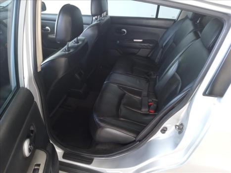 NISSAN Tiida Hatch 1.8 16V 4P SL FLEX AUTOM�TICO, Foto 8