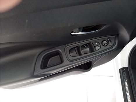 NISSAN Versa Sedan 1.6 16V 4P FLEX S, Foto 10 NISSAN Versa Sedan 1.6 16V 4P FLEX S, Foto 10