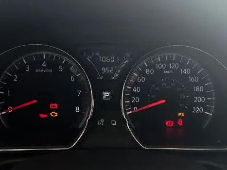 NISSAN Versa Sedan 1.6 16V 4P SL FLEX XTRONIC AUTOM�TICO CVT, Foto 14