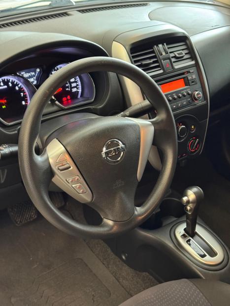 NISSAN Versa Sedan 1.6 16V 4P SV FLEX XTRONIC AUTOM�TICO CVT, Foto 14