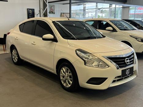 NISSAN Versa Sedan 1.6 16V 4P SV FLEX XTRONIC AUTOMÁTICO CVT, Foto 2