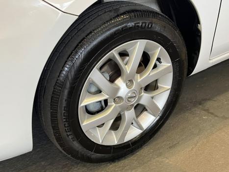 NISSAN Versa Sedan 1.6 16V 4P SV FLEX XTRONIC AUTOMÁTICO CVT, Foto 14