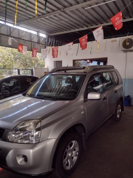 NISSAN X-Trail 2.0 16V 4P SE 4X4 AUTOM�TICO, Foto 2