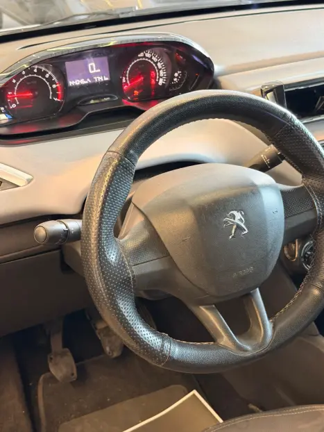 PEUGEOT 208 1.2 12V 4P ACTIVE FLEX, Foto 10