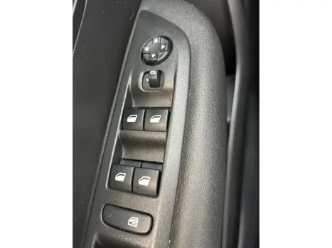 PEUGEOT 208 1.6 16V 4P FLEX ALLURE AT6 AUTOM�TICO, Foto 12