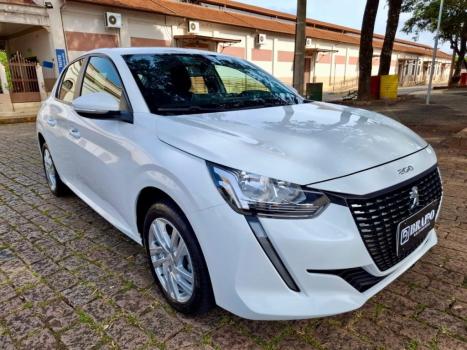 PEUGEOT 208 , Foto 3