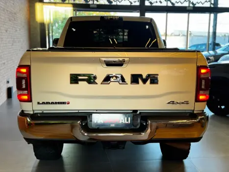 RAM 2500 6.7 I6 24V SLT CABINE DUPLA TURBO DIESEL LARAMIE 4X4 AUTOMTICO, Foto 7