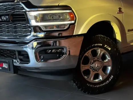 RAM 2500 6.7 I6 24V SLT CABINE DUPLA TURBO DIESEL LARAMIE 4X4 AUTOMTICO, Foto 9