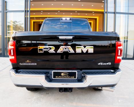 RAM 2500 6.7 I6 24V SLT CABINE DUPLA TURBO DIESEL LARAMIE 4X4 AUTOMTICO, Foto 6