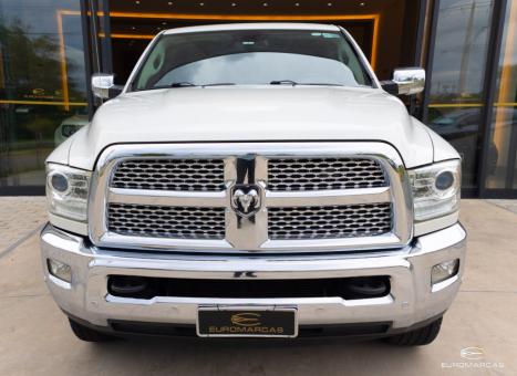 RAM 2500 6.7 I6 24V SLT CABINE DUPLA TURBO DIESEL LARAMIE 4X4 AUTOMTICO, Foto 1