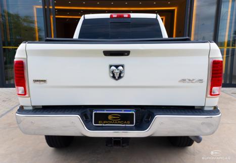 RAM 2500 6.7 I6 24V SLT CABINE DUPLA TURBO DIESEL LARAMIE 4X4 AUTOMTICO, Foto 6