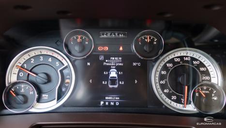 RAM 2500 6.7 I6 24V SLT CABINE DUPLA TURBO DIESEL LARAMIE 4X4 AUTOMTICO, Foto 7